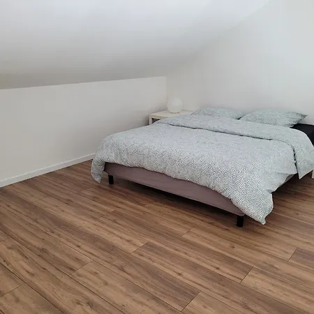 T2 Les Oliviers Apartment *